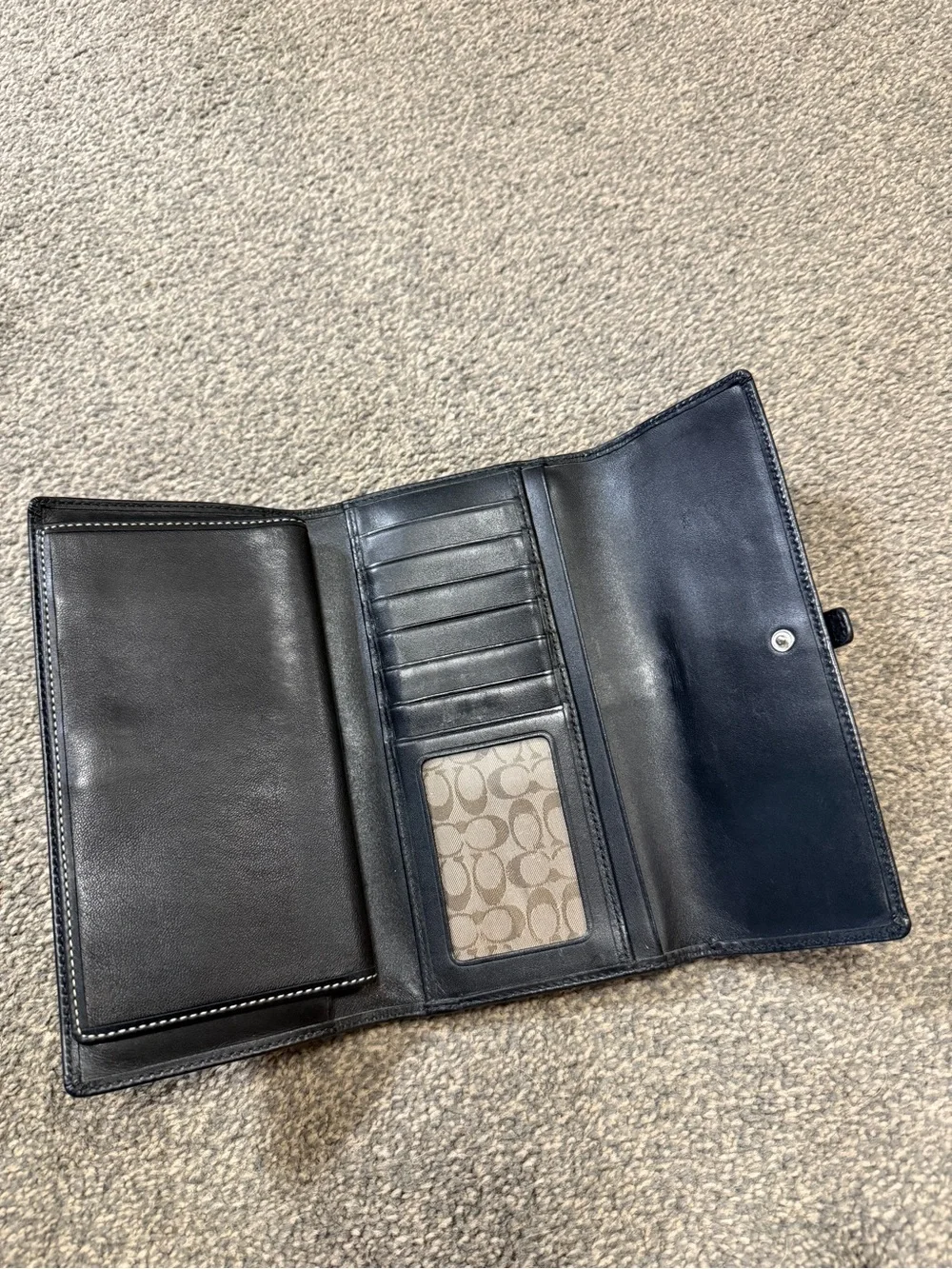 Vintage Coach Soho Black Leather Buckle Slim Envelope Purse Bag Wallet